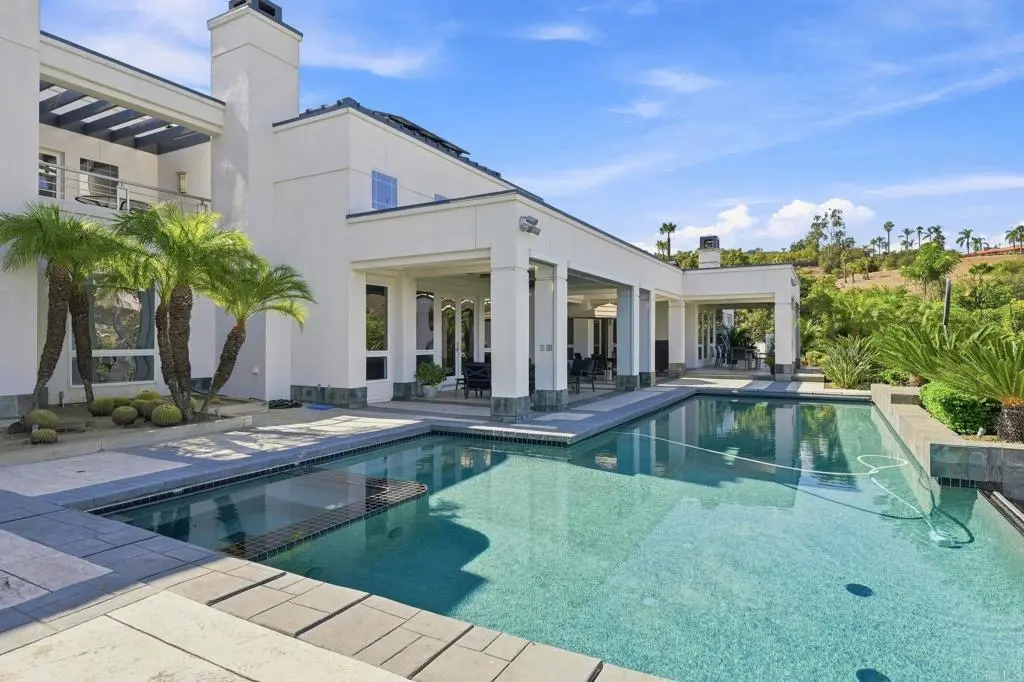 30306 Via Maria Elena, Bonsall, CA — listing photo 1