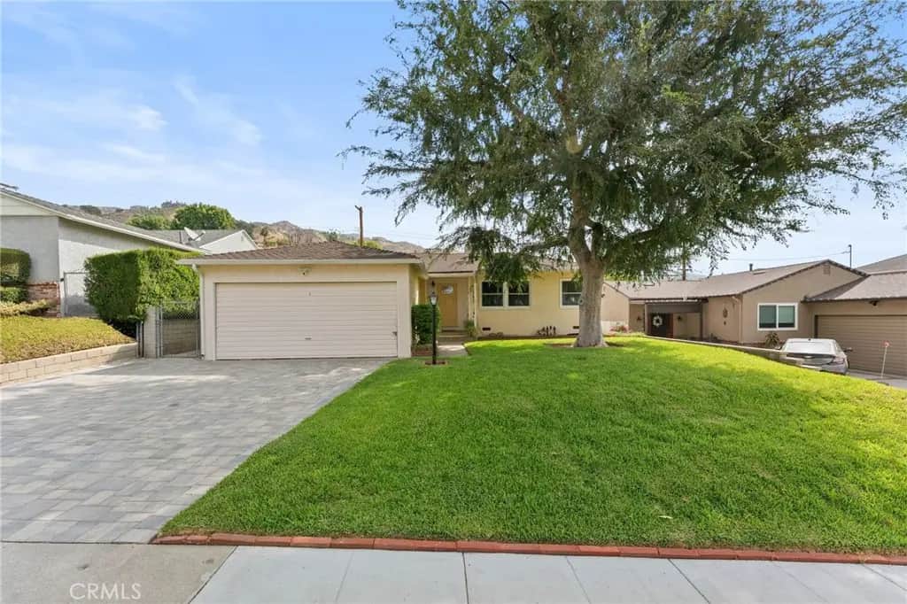 2812 Jolley, Burbank, CA — listing photo 1