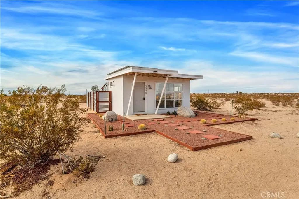 2240 Bluegrass Avenue, 29 Palms, CA — listing photo 1