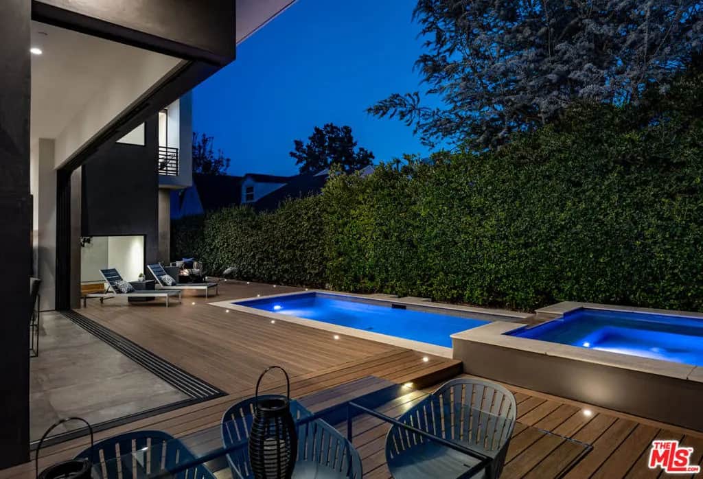 8356 W 4th Street, Los Angeles, CA — listing photo 1