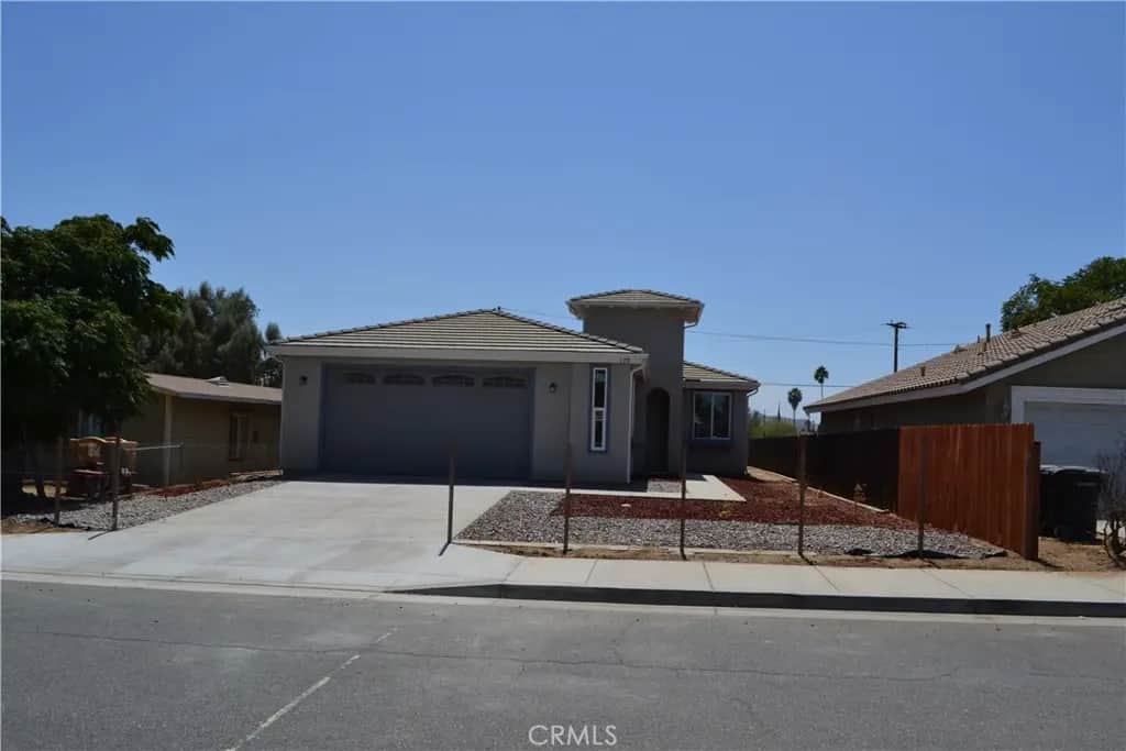 179 E 8th Street, Perris, CA — listing photo 1