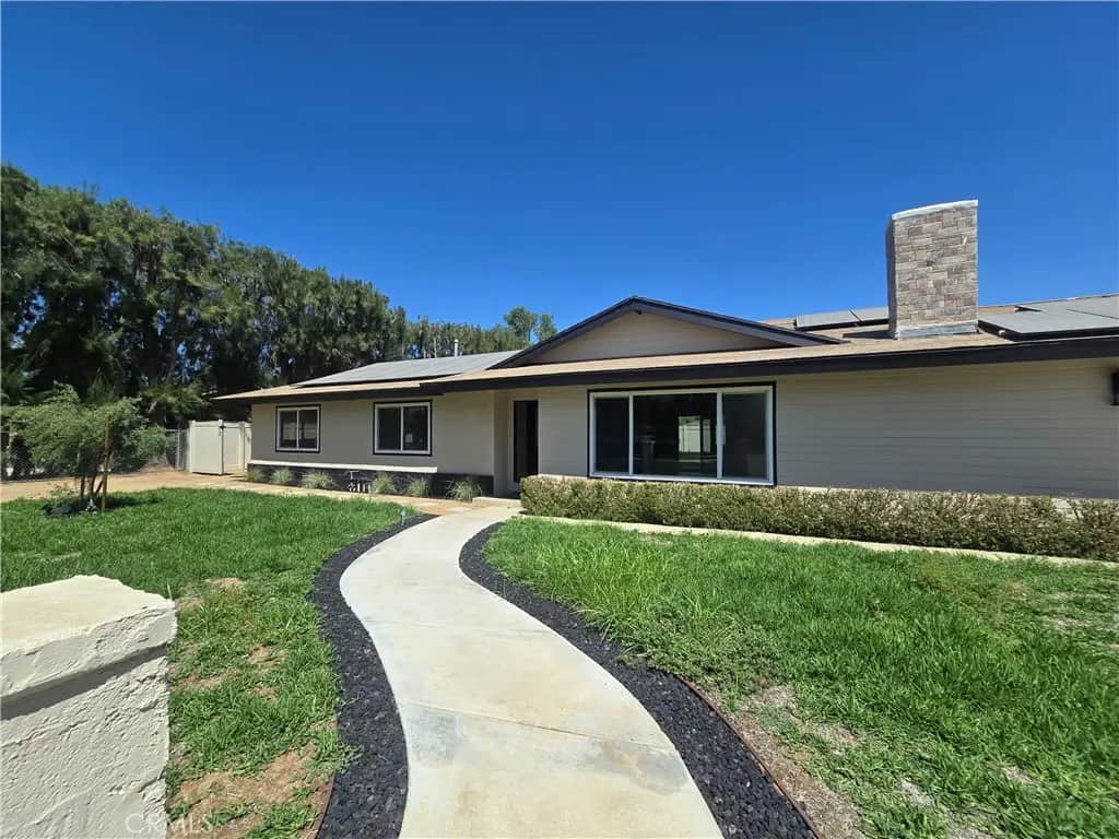 1531 Elm Drive, Norco, CA — listing photo 1