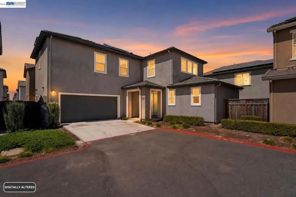 2107 Daimler St, Lathrop, CA — listing photo 1