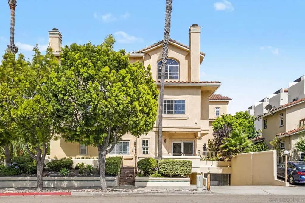 919 W Lewis St 1, San Diego, CA — listing photo 1
