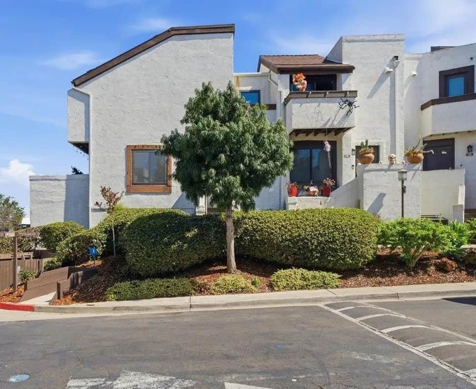 2287 Caminito Pasada 101, San Diego, CA — listing photo 1