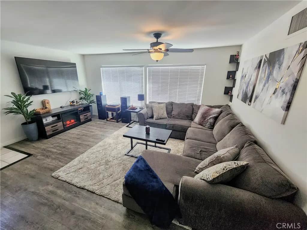 28541 UNIT A Via Princesa, Murrieta, CA — listing photo 1