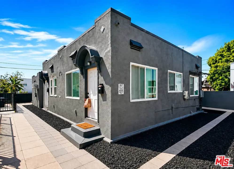 2819 3rd Avenue, Los Angeles, CA — listing photo 1