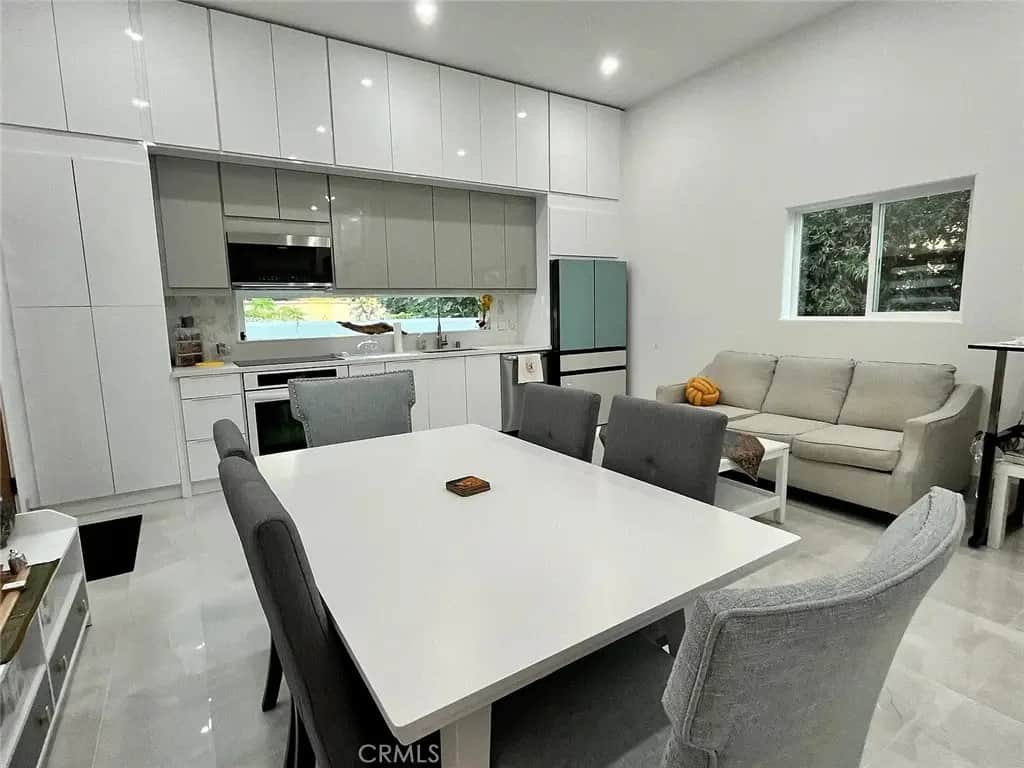 1424 A E Mountain Street, Glendale, CA — listing photo 1
