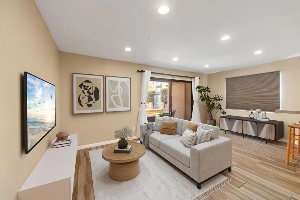 291 E Mel Avenue E 200, Palm Springs, CA — listing photo 1