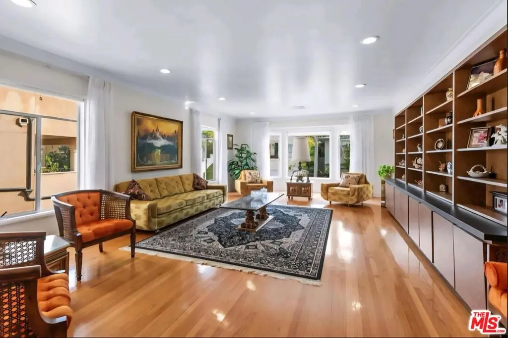 10529 Ashton Avenue, Los Angeles, CA — listing photo 1