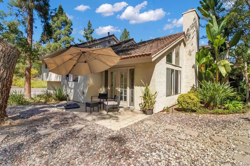 4205 Caminito Pintoresco, San Diego, CA — listing photo 1