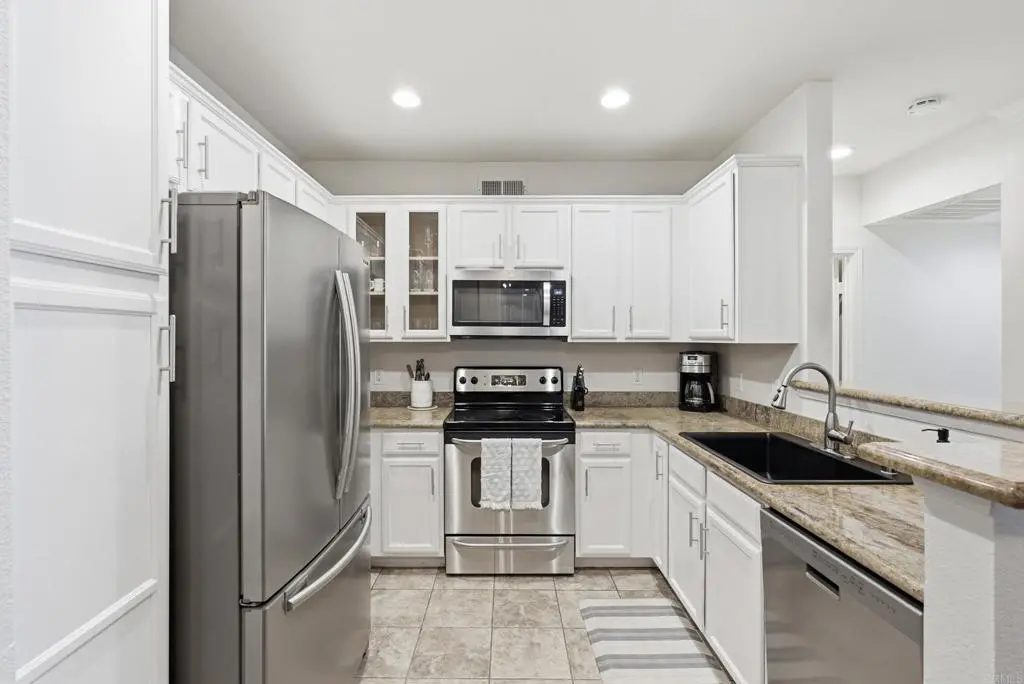 3845 Elijah Ct 613, San Diego, CA — listing photo 1