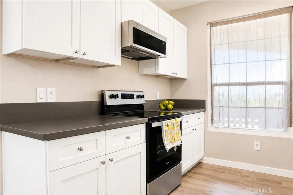 375 Central 144, Riverside, CA — listing photo 1