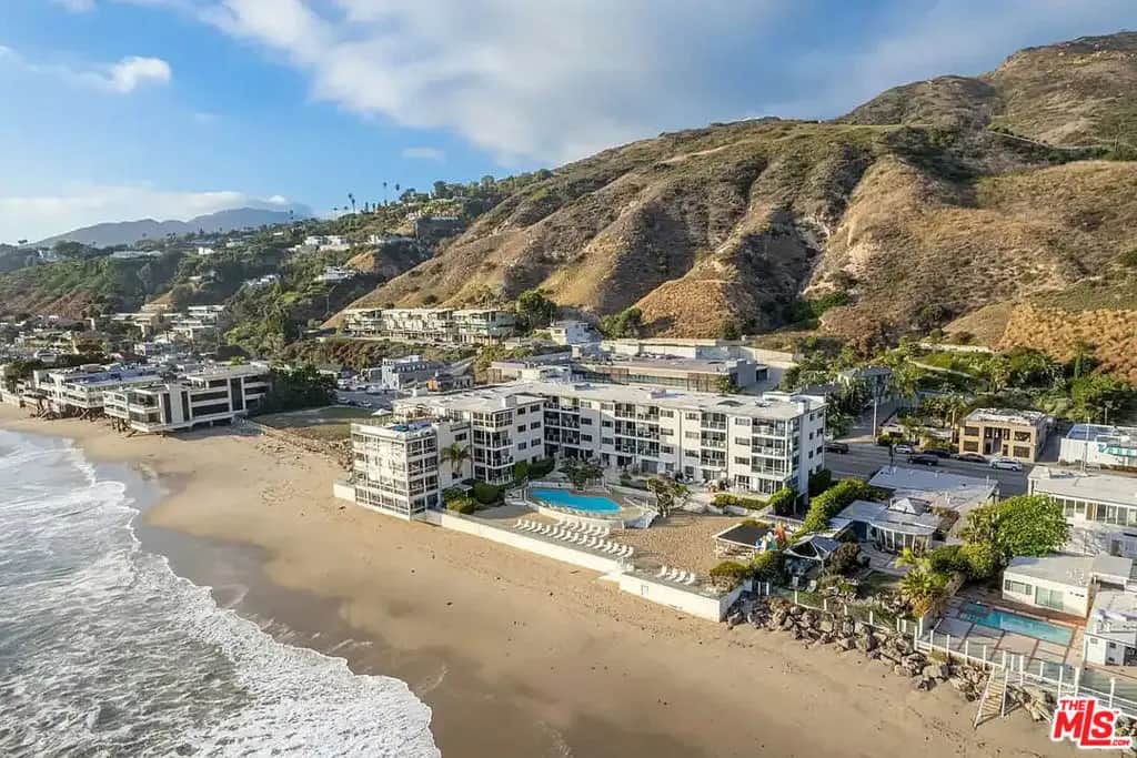 22548 Pacific Coast Highway 408, Malibu, CA — listing photo 1