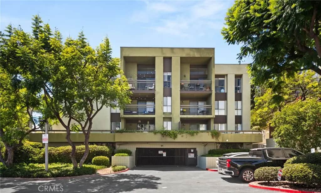 805 Temple Terrace 301, Los Angeles, CA — listing photo 1