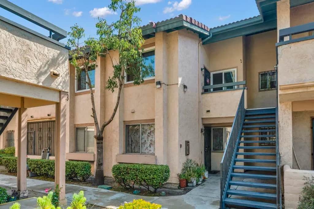 2033 Dairy Mart Rd 6, San Ysidro, CA — listing photo 1