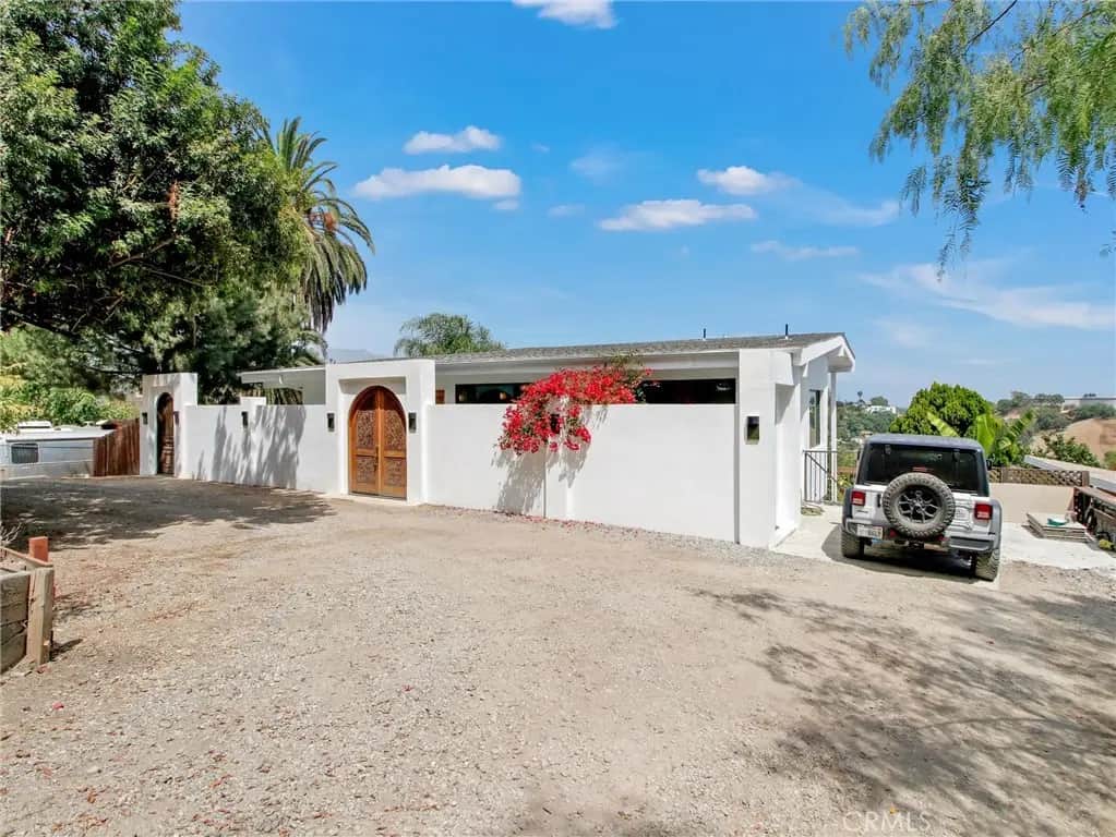 4324 Corona, Los Angeles, CA — listing photo 1