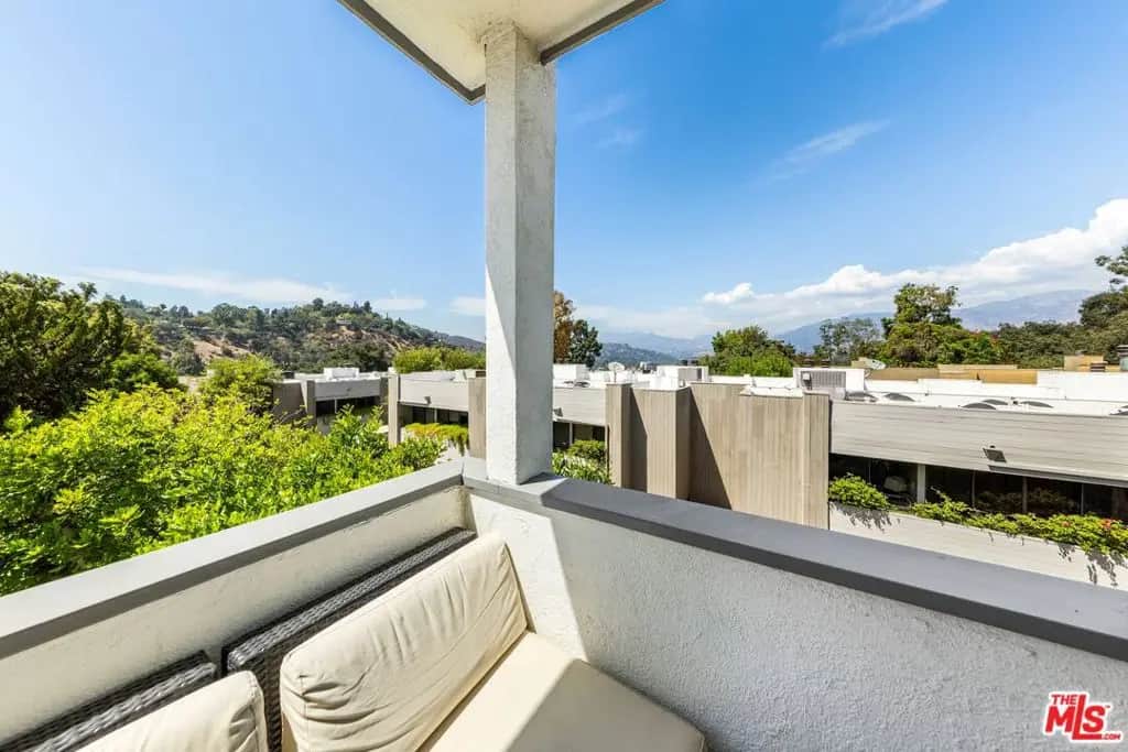 190 Arroyo Terrace 305, Pasadena, CA — listing photo 1