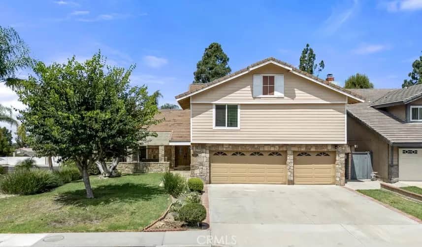 7147 E Columbus Dr, Anaheim Hills, CA — listing photo 1