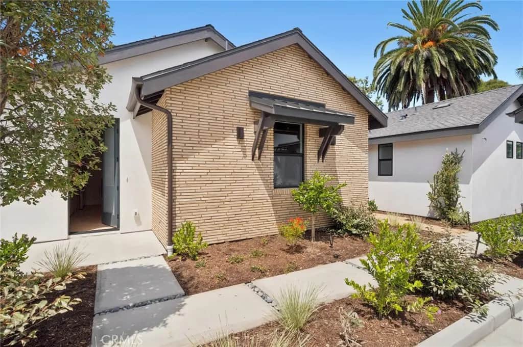 314 E 16th B, Costa Mesa, CA — listing photo 1