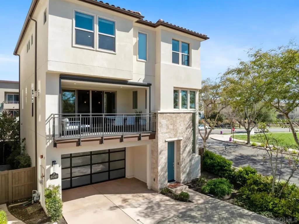 16240 Camden Cir, San Diego, CA — listing photo 1