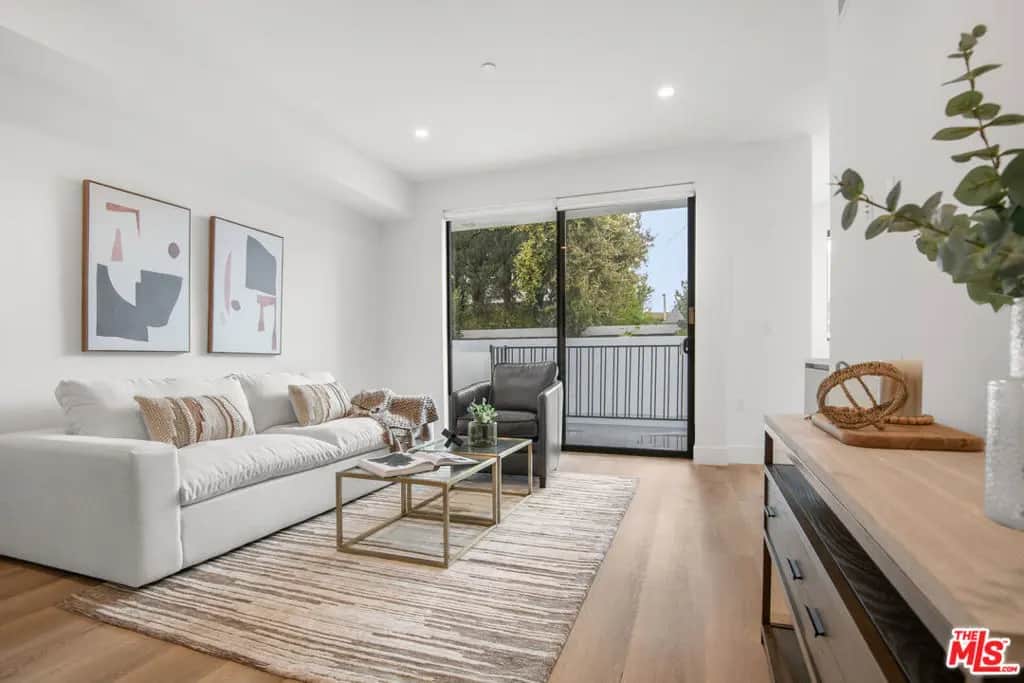 8326 Blackburn Avenue 102, Los Angeles, CA — listing photo 1