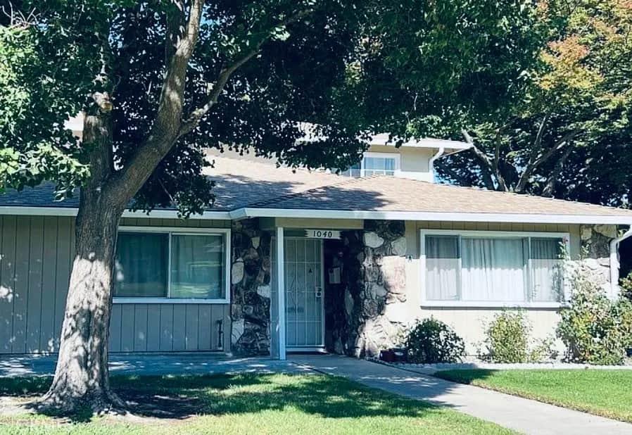 1040 Mohr C, Concord, CA — listing photo 1