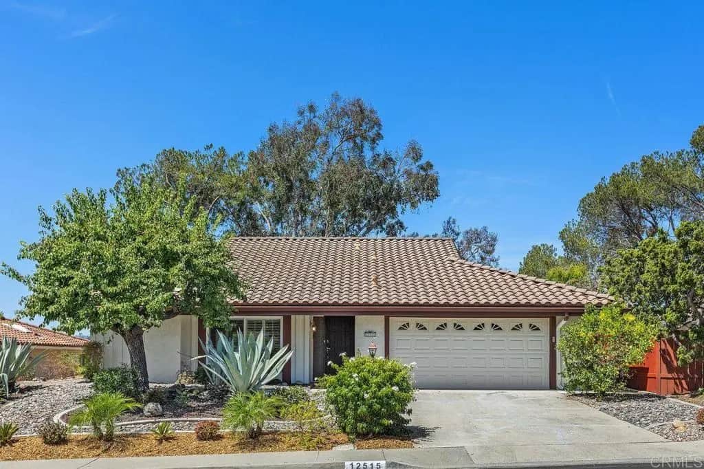 12515 Camino Vuelo, San Diego, CA — listing photo 1