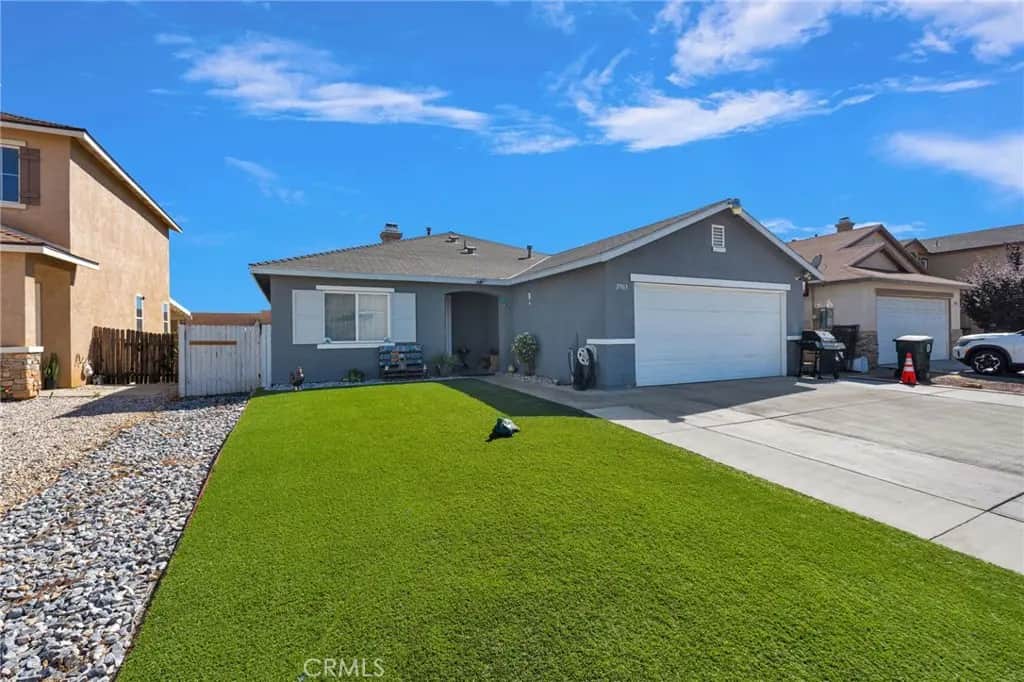 11963 Pepperwood, Victorville, CA — listing photo 1