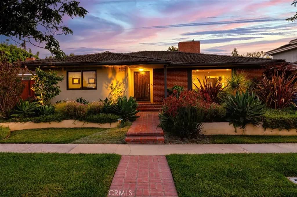 5220 E Los Flores Street, Long Beach, CA — listing photo 1