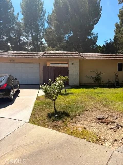 26401 Oak Crossing Road, Newhall, CA — listing photo 1