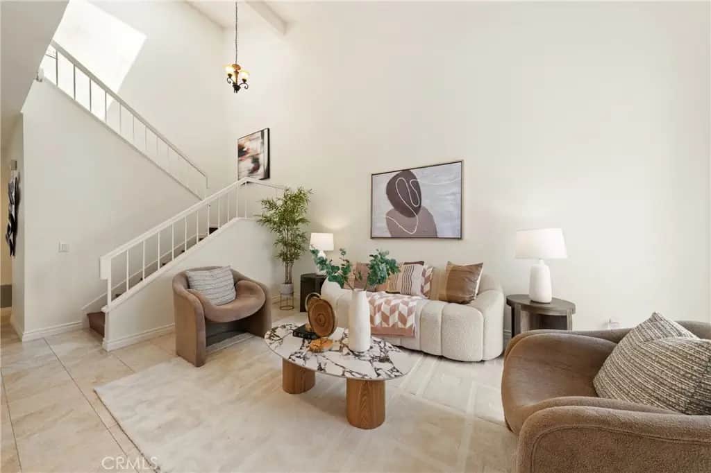 130 Almador, Irvine, CA — listing photo 1
