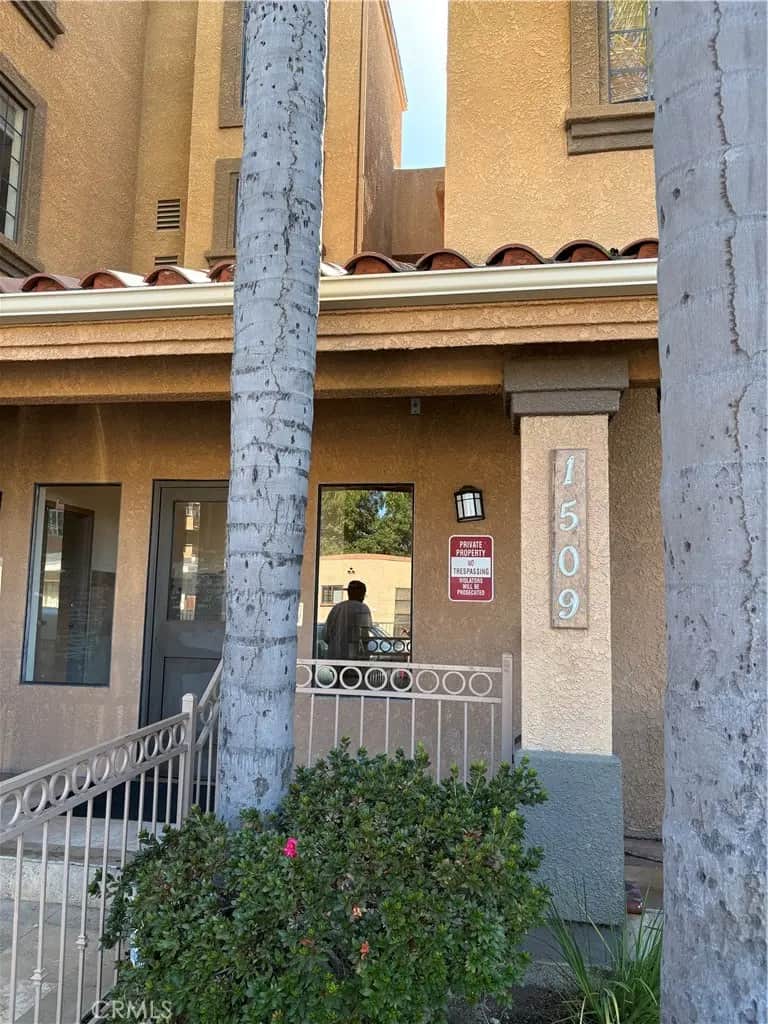 1509 Stanley 110, Long Beach, CA — listing photo 1