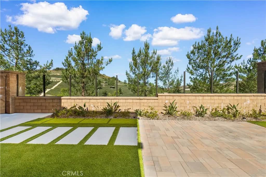 147 Fairgreen, Irvine, CA — listing photo 1