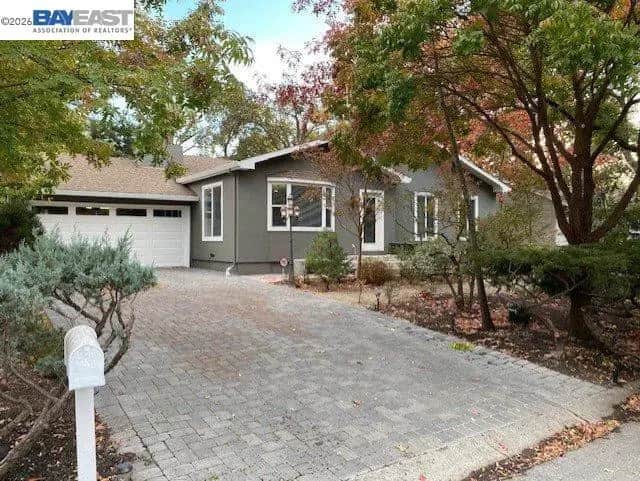 105 Roberta Ave, Pleasant Hill, CA — listing photo 1