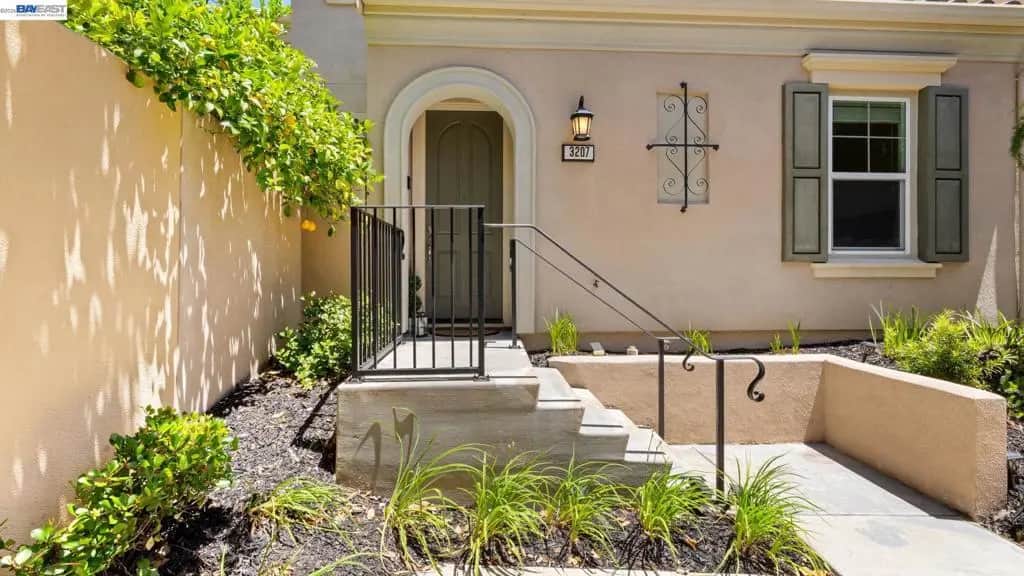 3207 Vittoria Loop, Dublin, CA — listing photo 1