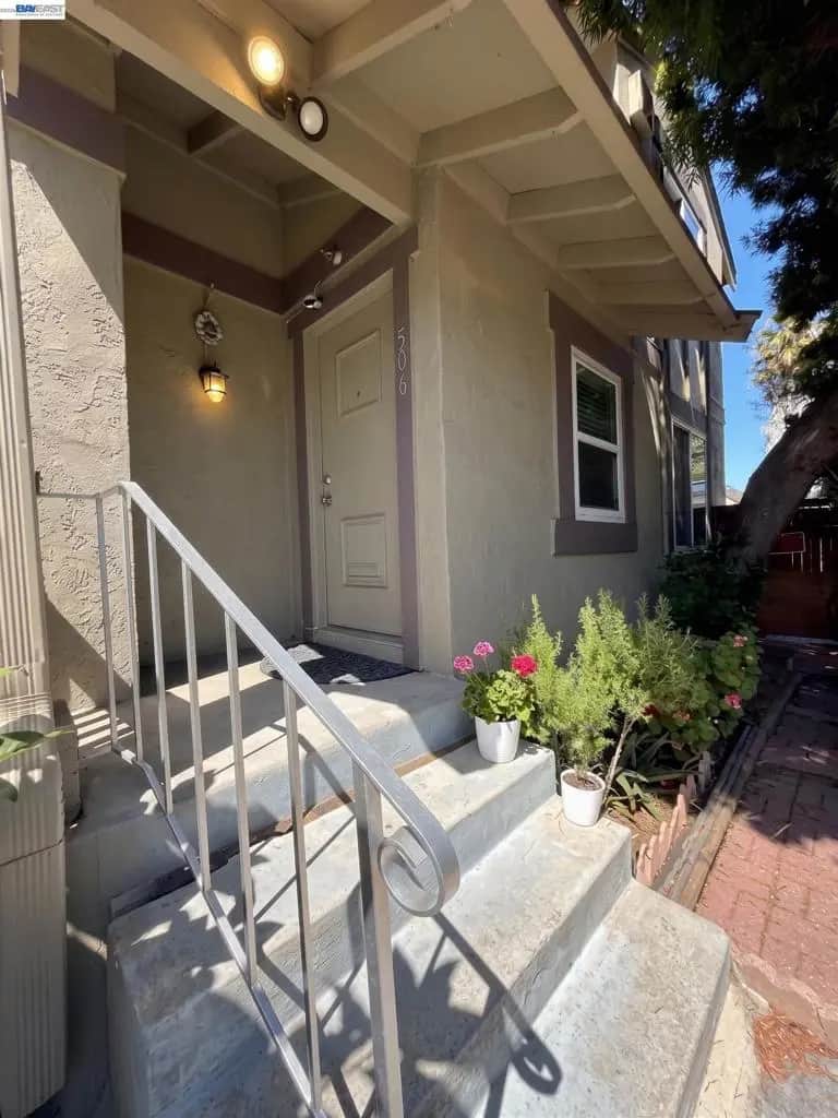 506 Marina Way, Richmond, CA — listing photo 1