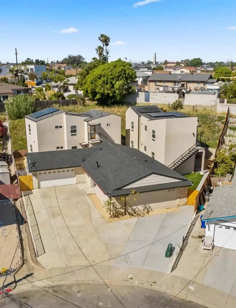 2409 Fleetwood Street, San Diego, CA — listing photo 1