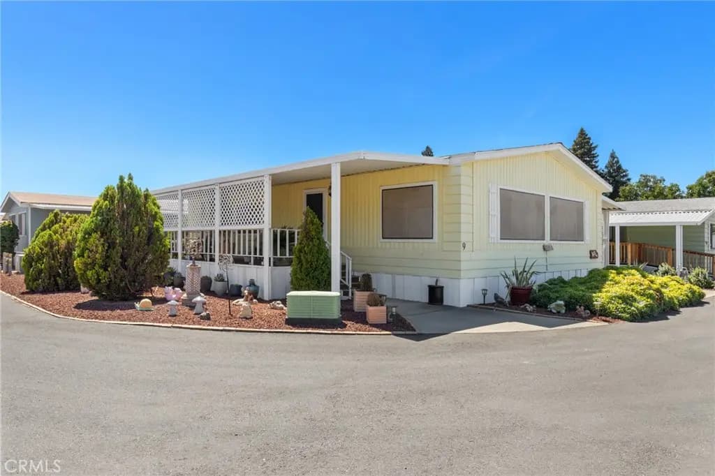1595 Manzanita Avenue 9, Chico, CA — listing photo 1