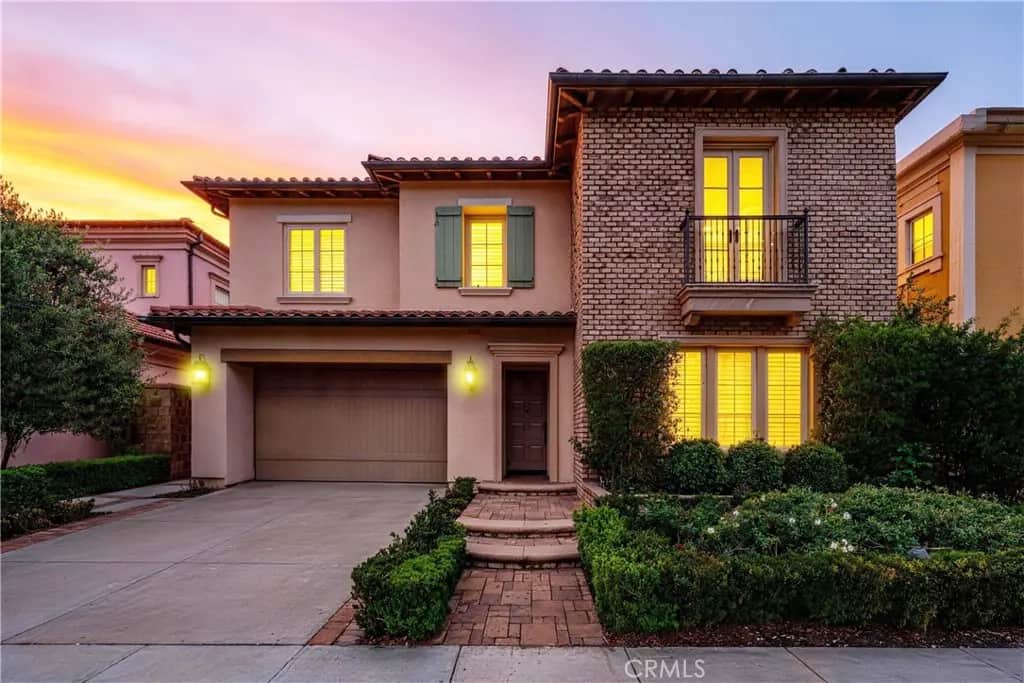 45 Triana, Irvine, CA — listing photo 1