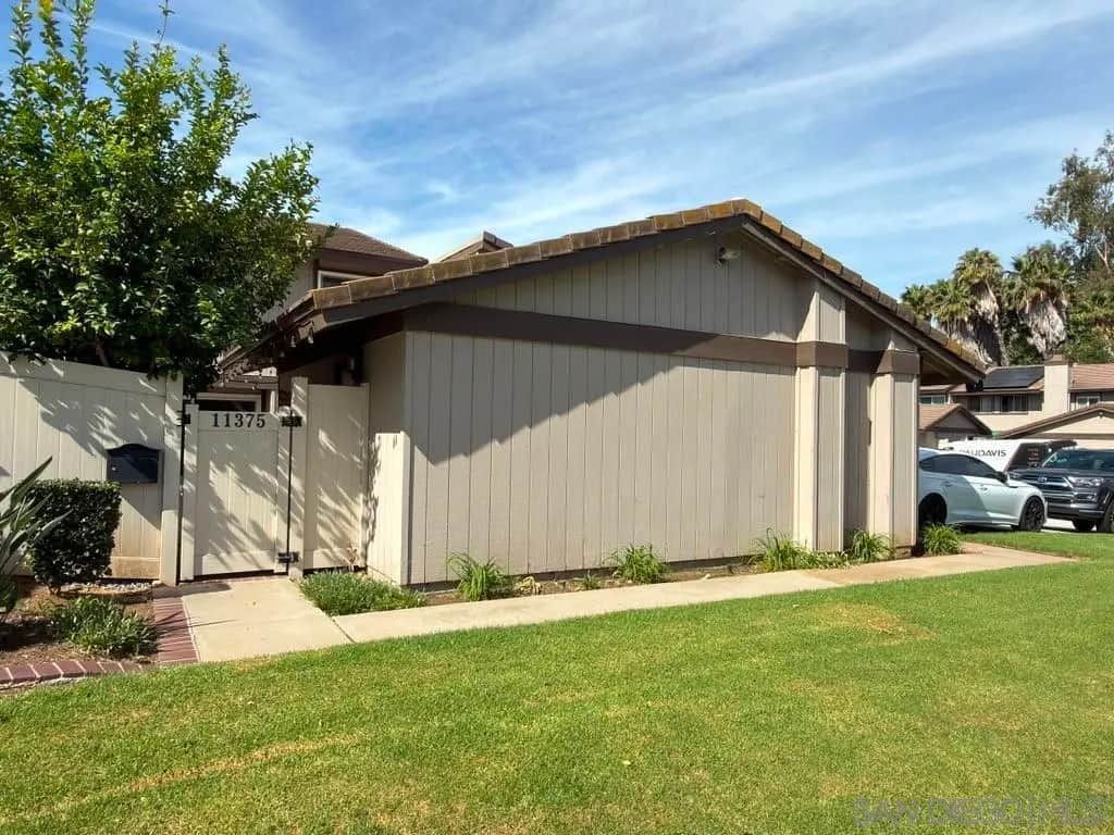 11375 Matinal Circle, San Diego, CA — listing photo 1