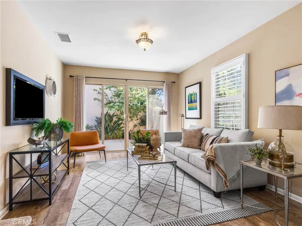 60 Pathway, Irvine, CA — listing photo 1