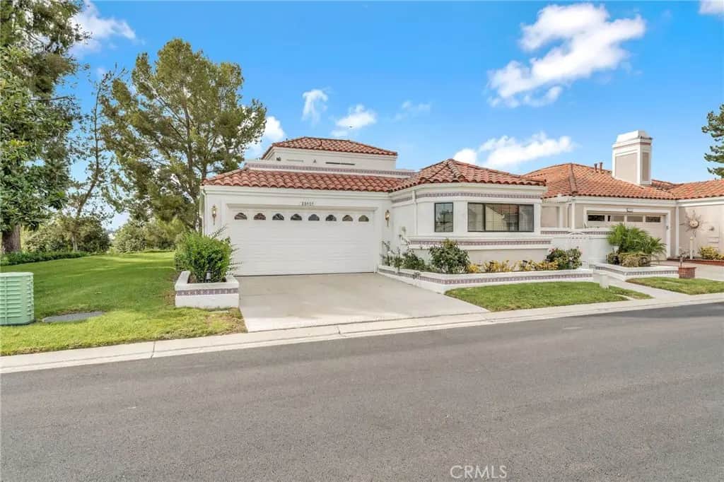 28404 Buena Vis, Mission Viejo, CA — listing photo 1