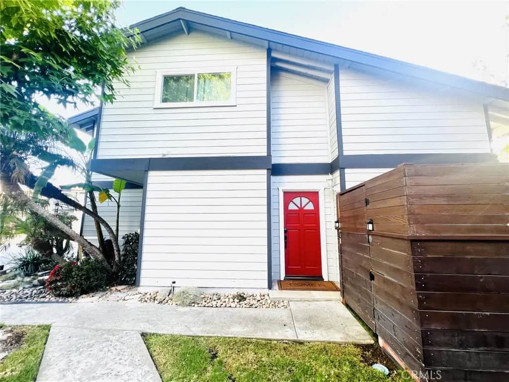 1120 Sandi, Costa Mesa, CA — listing photo 1