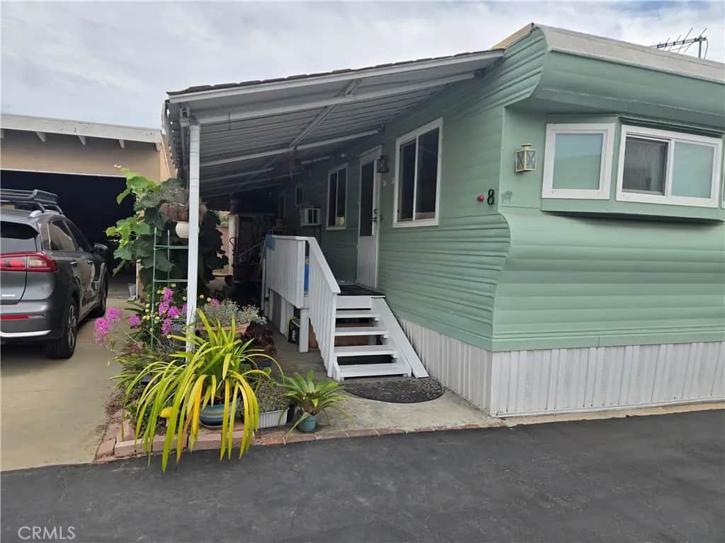 1436 W 130th St. Spc 8, Gardena, CA — listing photo 1