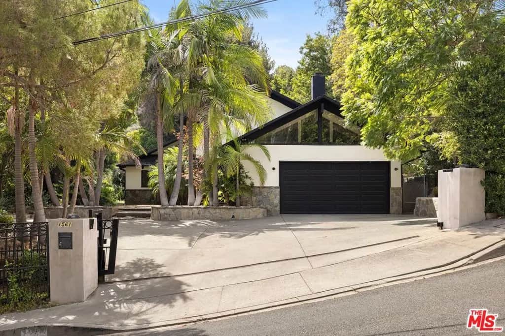 1561 Clear View Drive, Los Angeles, CA — listing photo 1