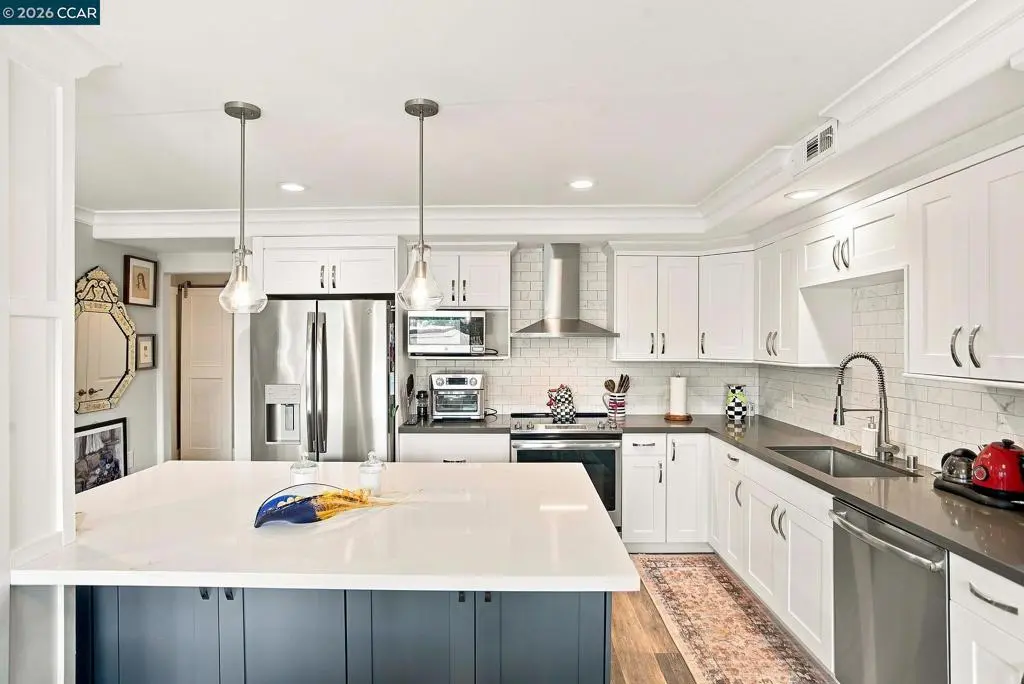 2032 Golden Rain Road 6, Walnut Creek, CA — listing photo 1