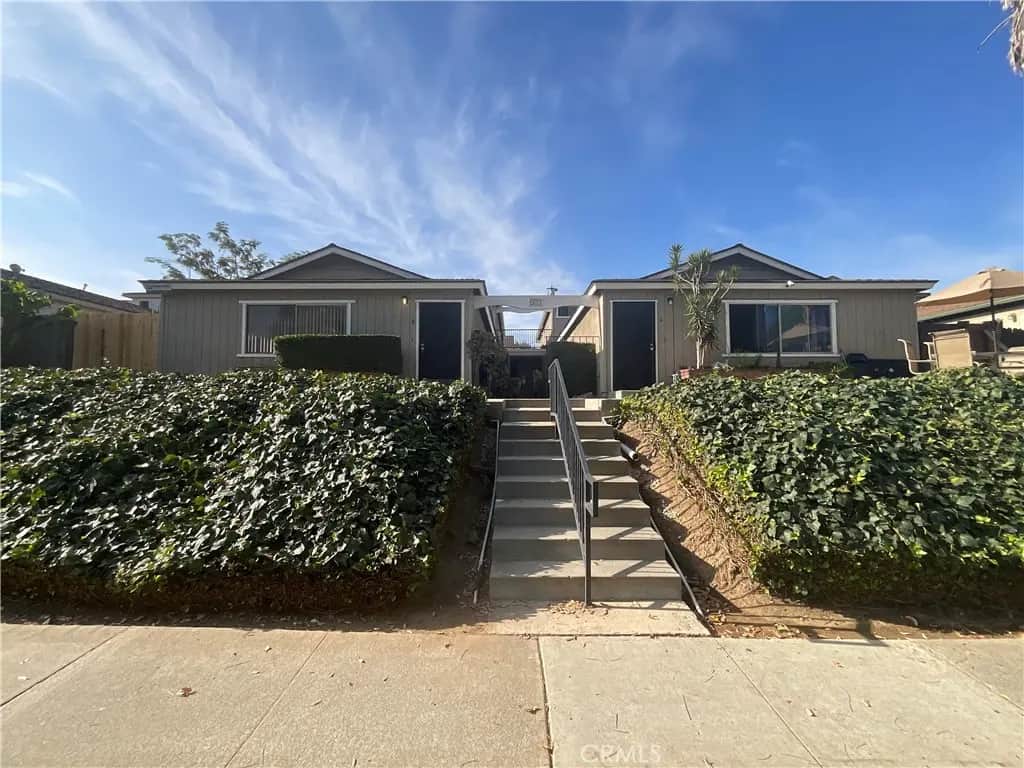 2672 Milton Avenue A, Fullerton, CA — listing photo 1