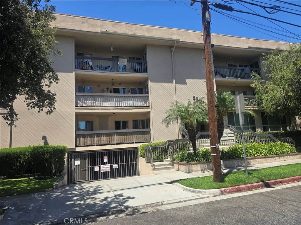 335 N Adams 106, Glendale, CA — listing photo 1