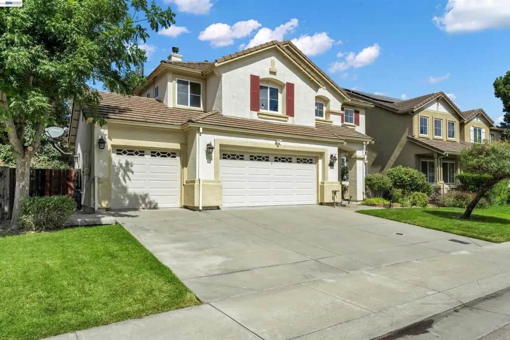 10324 Almanor Cir, Stockton, CA — listing photo 1